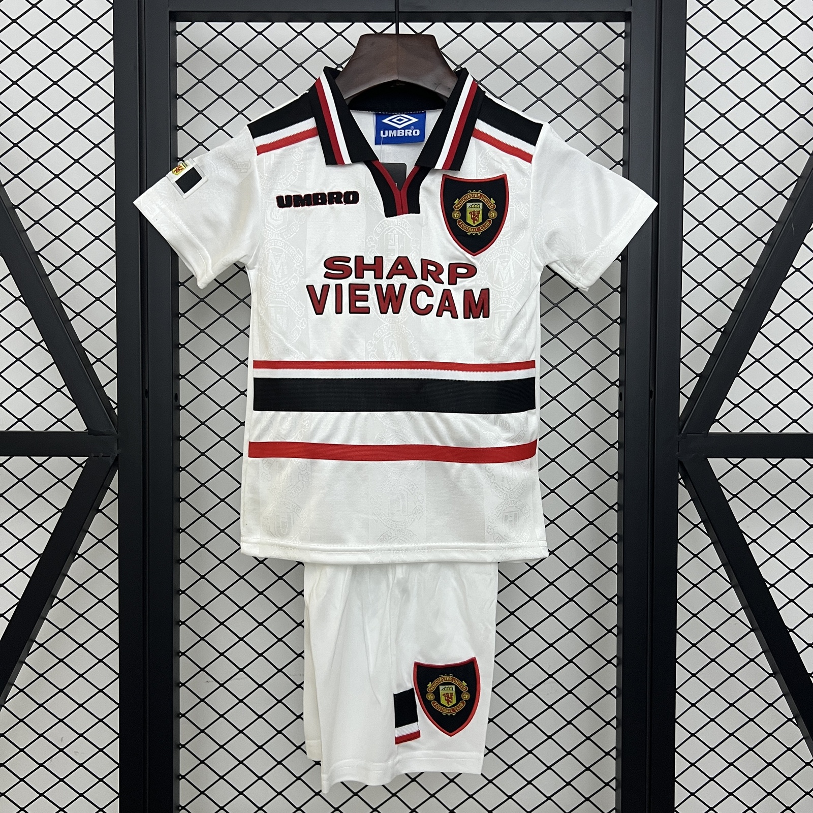 JER-10641_1 Kids Manchester United 97/98 Away - 图片 1