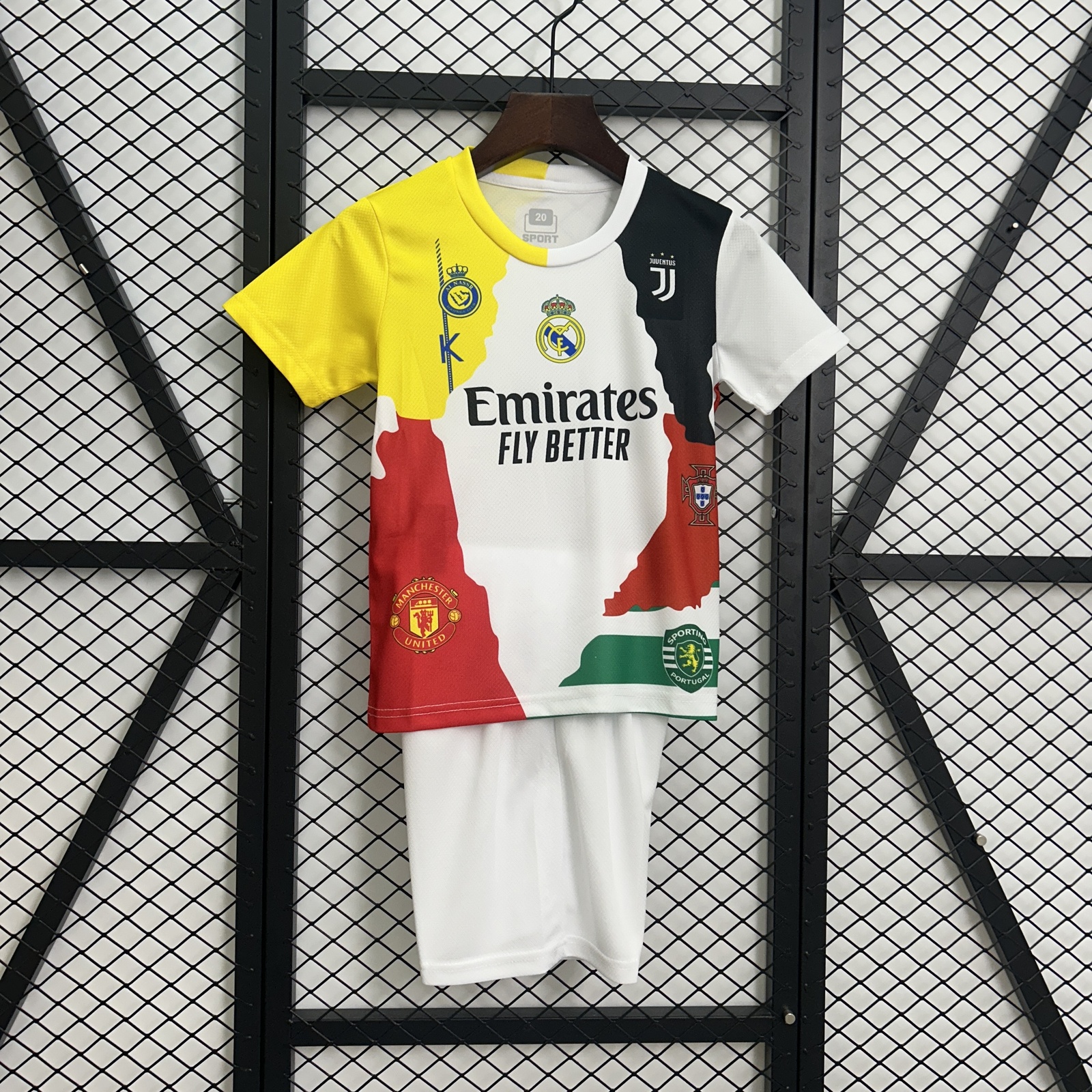 JER-10681_1 Kids Cristiano Ronaldo Commemorative Edition 16-28 - 图片 1