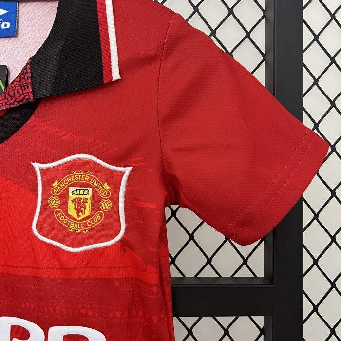 Kids Manchester United 1994-96 Home Kit - 图片 2
