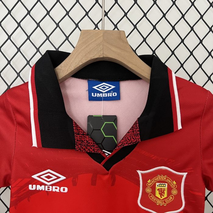 Kids Manchester United 1994-96 Home Kit - 图片 3