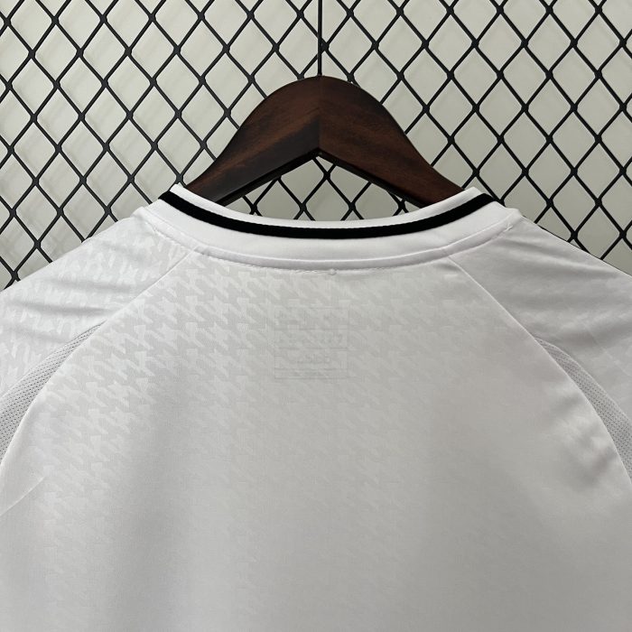 Real Madrid Home Jersey 24-25 - 图片 2