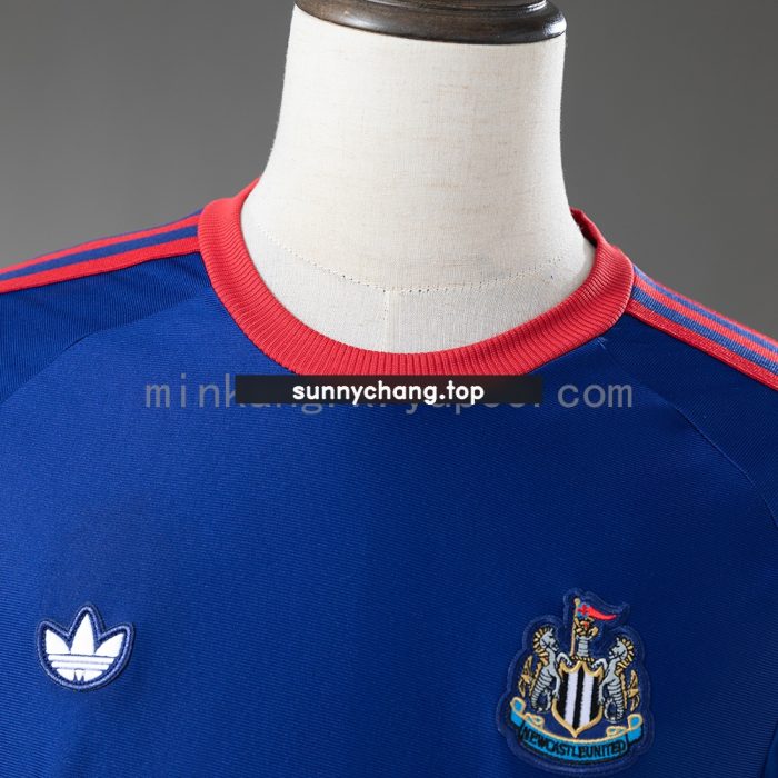 Newcastle United Terrace Icons Long Sleeve T-Shirt Blue - 图片 6