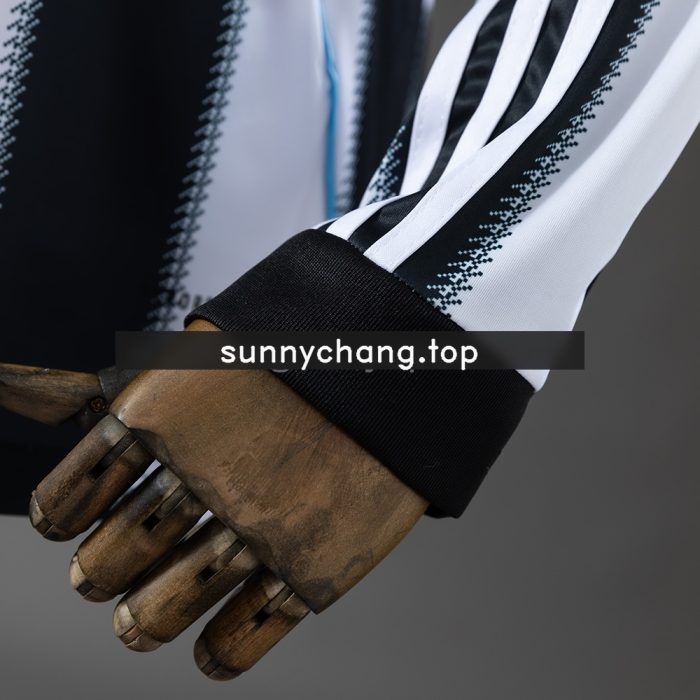 Newcastle United 25/26 Home Long Sleeve Jersey - 图片 3