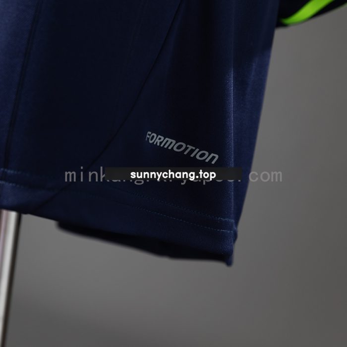 Real Madrid 12/13 Away Long Sleeve Player Version Retro Jersey - 图片 3