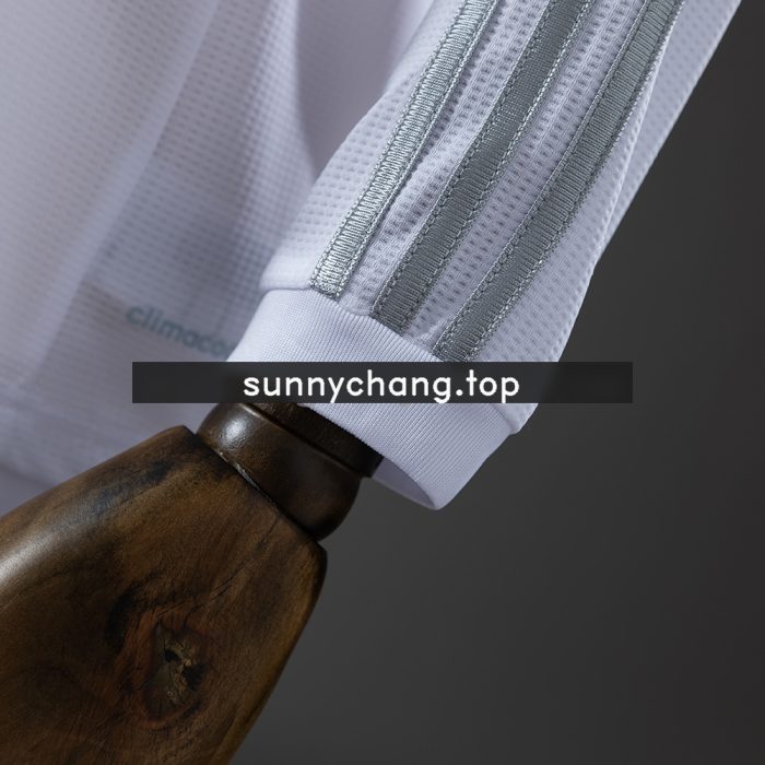 Real Madrid 15/16 Home Long Sleeve Retro Jersey - 图片 3