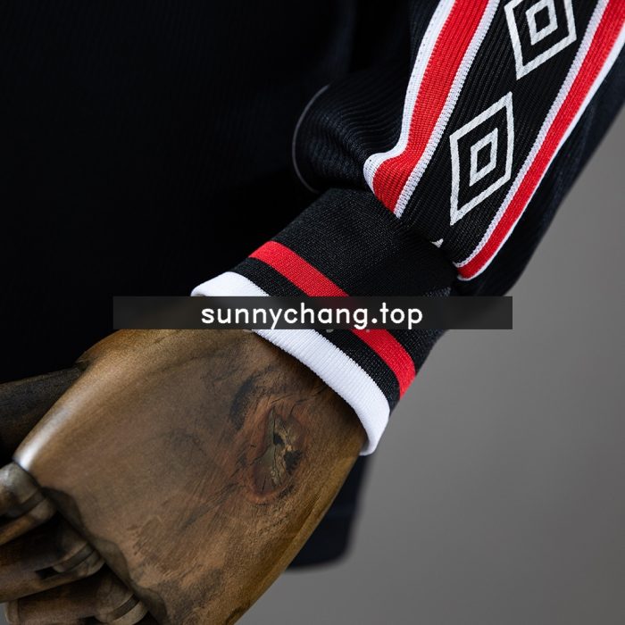 M-U 1998/99 Black Long Sleeve Retro Jersey - 图片 2