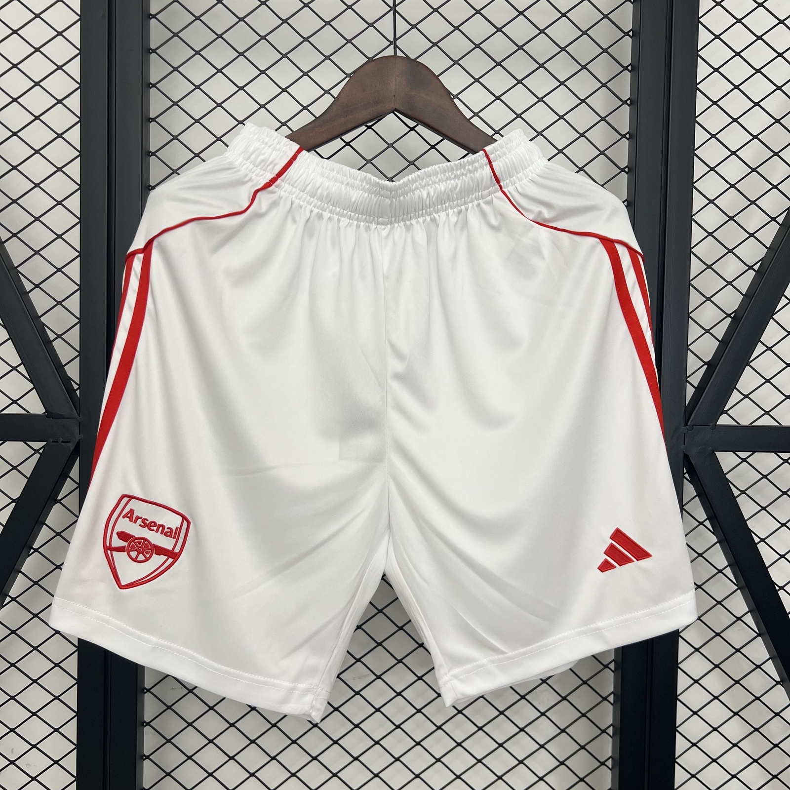 JER-11542_1 Arsenal Home Shorts 25/26 S-XXL - 图片 1
