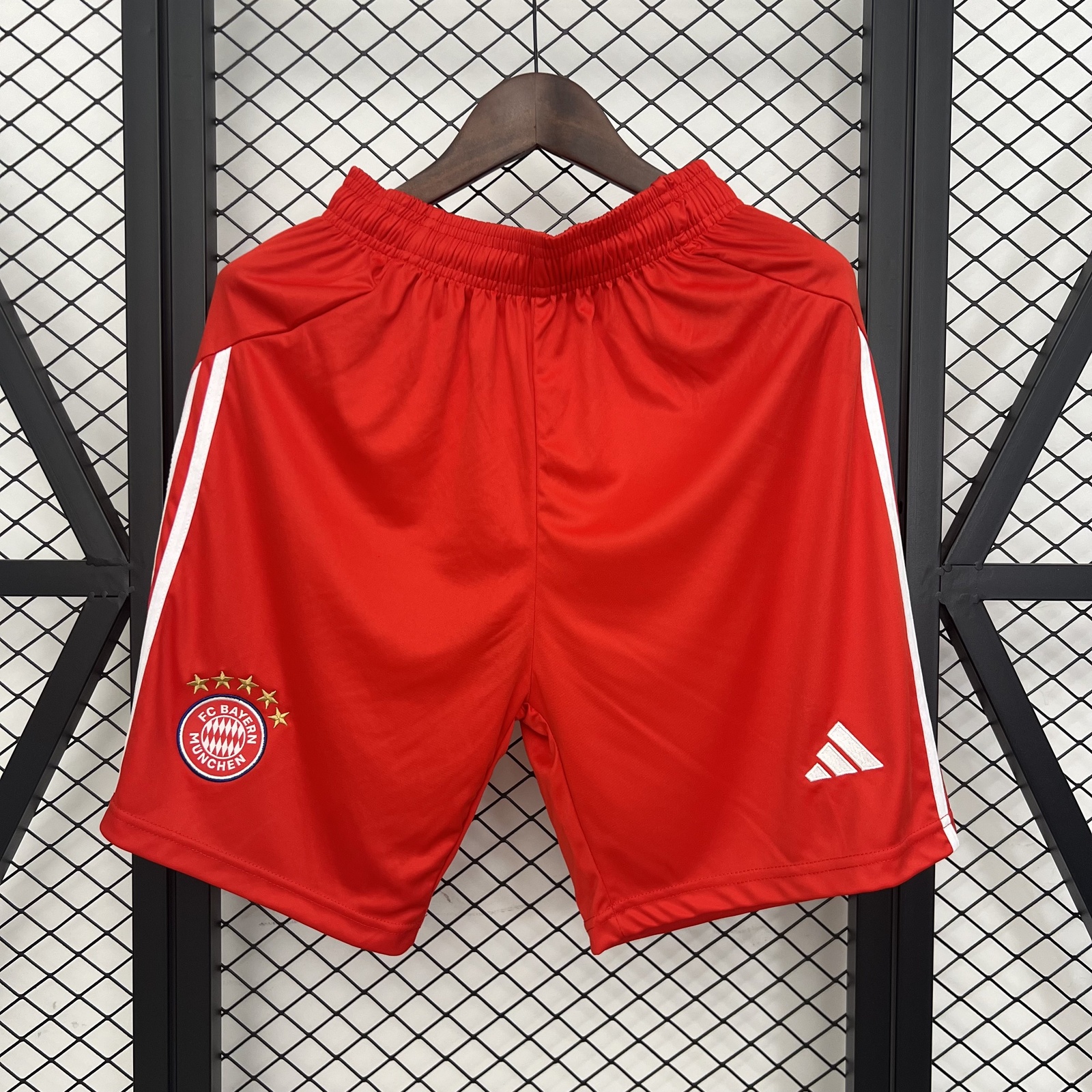 JER-11546_1 Bayern Munich Home Shorts 25/26 - 图片 1